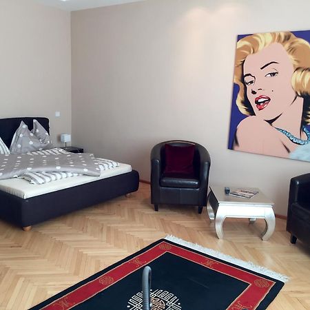Heart Of Vienna "Opera House" Studio Bagian luar foto